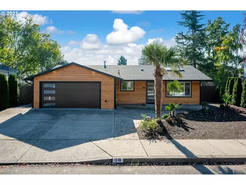 1210 NE 24th St, Gresham, OR 97030