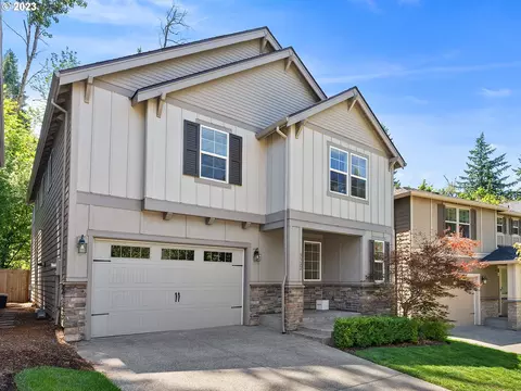9322 SW Chopin Ln, Portland, OR 97225