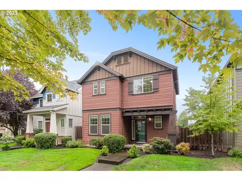 4551 SE Davis Rd, Hillsboro, OR 97123