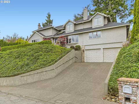 2905 Rawhide St, West Linn, OR 97068