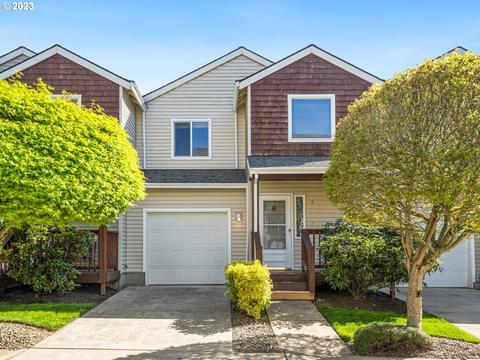 102 SE 105th Ave #2, Portland, OR 97216
