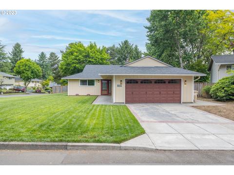 9885 SW Pawnee Path, Tualatin, OR 97062