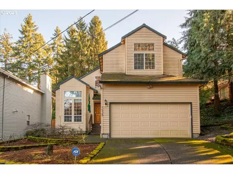 7528 SW 49th Ave, Portland, OR 97219