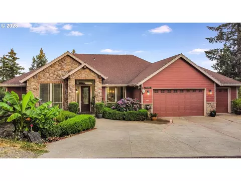 9388 SE Kingswood Way, Damascus, OR 97089