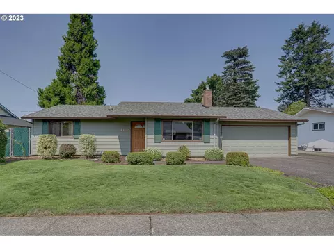 17035 SE Salmon St, Portland, OR 97233