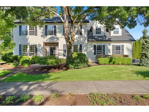 4530 NW Walden St, Camas, WA 98607