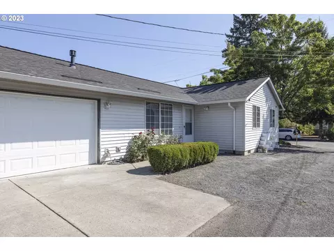 5241 SE 109th Ave, Portland, OR 97266