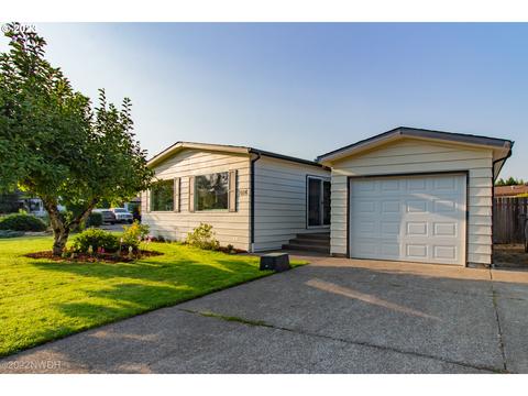 3016 Stapp Dr, Eugene, OR 97408 photo 1