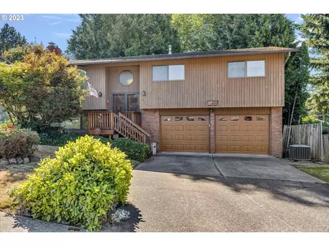 3752 NE 3rd St, Gresham, OR 97030