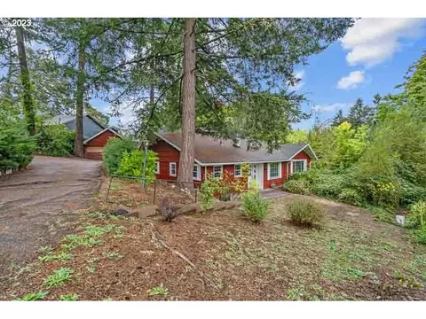 814 Cascade Dr NW, Salem, OR 97304