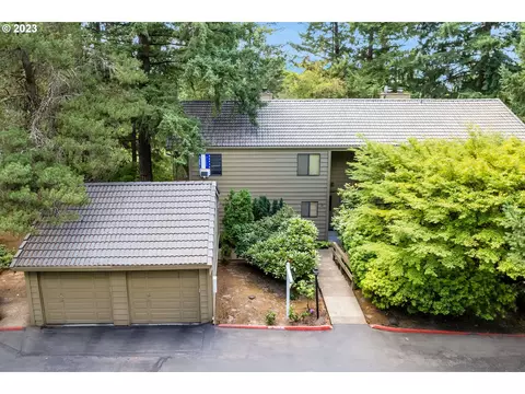 30 Cervantes Cir, Lake Oswego, OR 97035