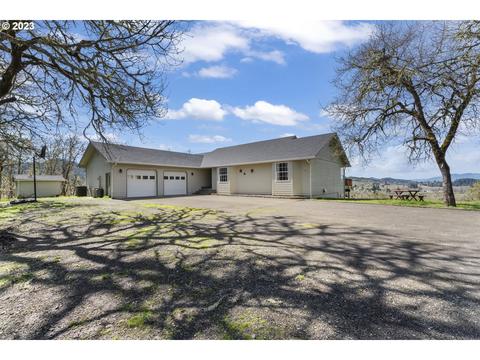1722 Plat K Rd, Sutherlin, OR 97479