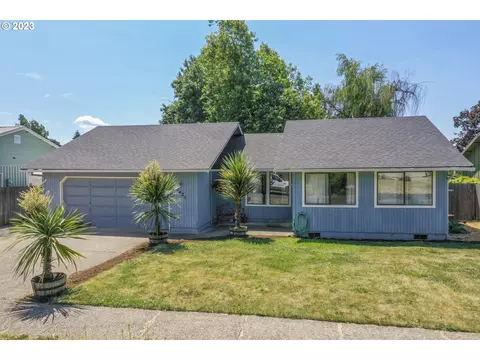 1421 S 7th St, Cottage Grove, OR 97424