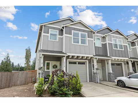 2430 N R St, Washougal, WA 98671