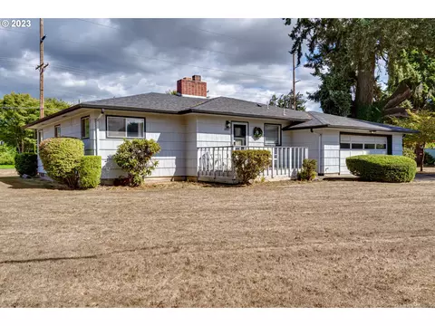3065 Game Farm Rd, Springfield, OR 97477