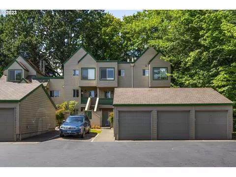2825 NW Upshur St #F, Portland, OR 97210
