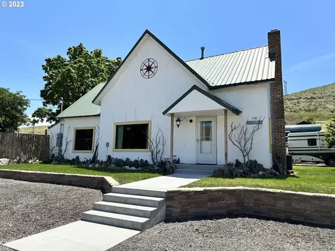110 E Fulton St, Huntington, OR 97907