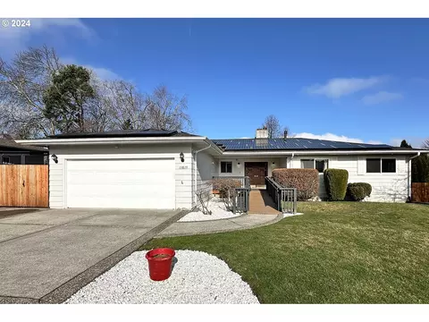 13819 NE Beech Ct, Portland, OR 97230