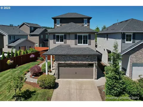 13901 SE Taralon Dr, Happy Valley, OR 97015