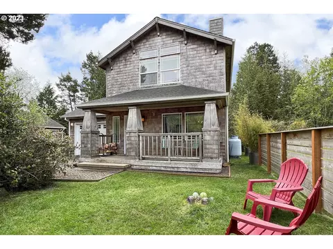 11445 Evergreen Way, Nehalem, OR 97131