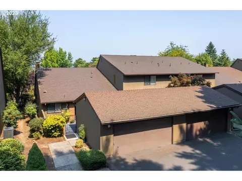 14537 NE Stanton Ct, Portland, OR 97230