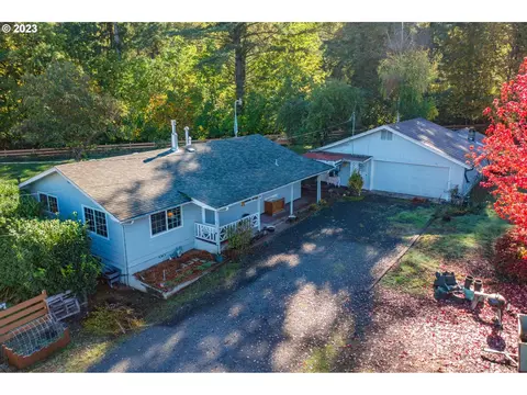 1145 Cedar St, Sweet Home, OR 97386