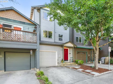15820 NE Beech St, Portland, OR 97230