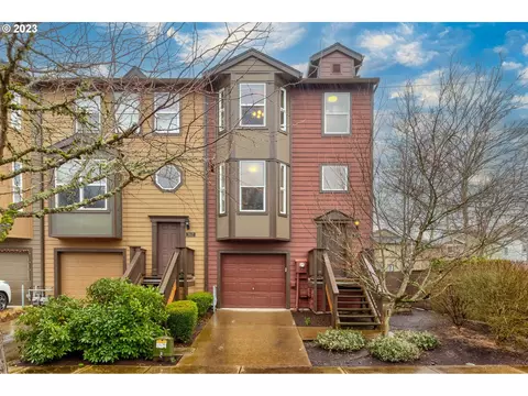 7619 NE Andover St, Hillsboro, OR 97124