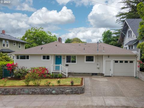 4127 SE Clinton St, Portland, OR 97202