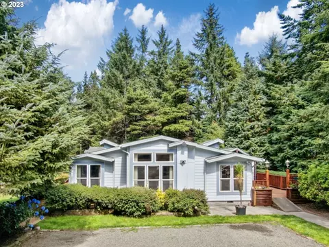 6235 NW Fox Creek Way, Seal Rock, OR 97376