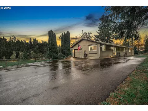 18403 S Henrici Rd, Oregon City, OR 97045
