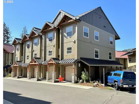 30597 E Skidaddle Ln #L 39, Government Camp, OR 97028