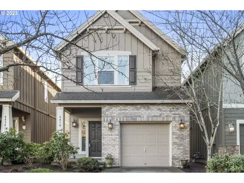 4416 SE Redwood St, Hillsboro, OR 97123