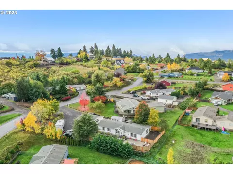 539 Cochran Ln, White Salmon, WA 98672
