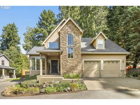 11387 SW Fonner St, Portland, OR 97223