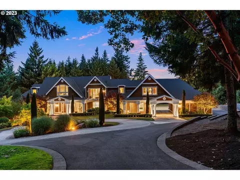 2888 Brandywine Dr, West Linn, OR 97068