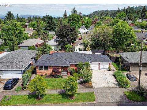 4324 NE 70th Ave, Portland, OR 97218