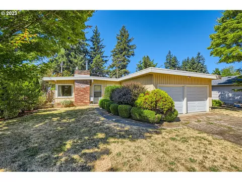 11325 SE Yamhill St, Portland, OR 97216