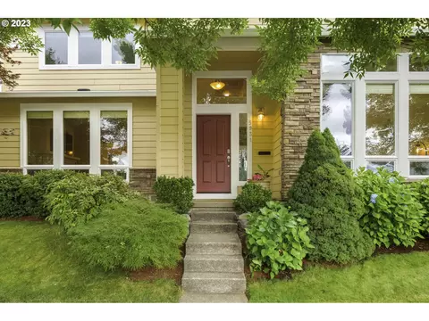 5931 SE Davis Rd, Hillsboro, OR 97123