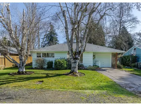 873 Randall St, Eugene, OR 97401