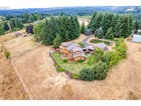 30875 SW Laurelview Rd, Hillsboro, OR 97123