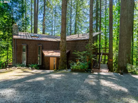18240 NW Collins Rd, North Plains, OR 97133