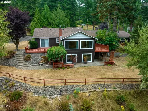 488 S Bay Rd, Toledo, OR 97391