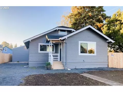 365 20th Ave, Longview, WA 98632