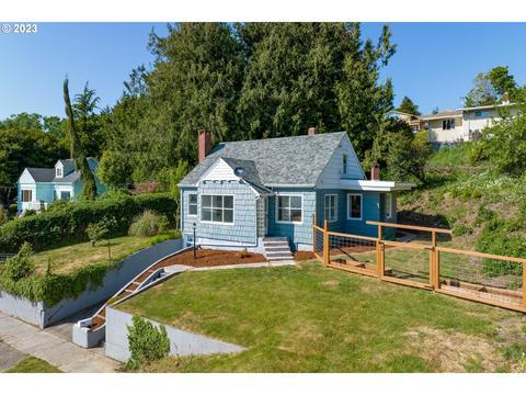 869 Glasgow Ave, Astoria, OR 97103