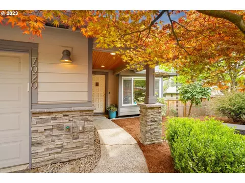 7020 SW 36th Ave, Portland, OR 97219