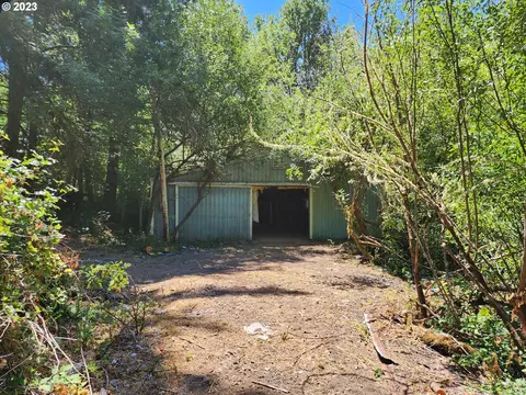 89990 Demming Rd, Elmira, OR 97437