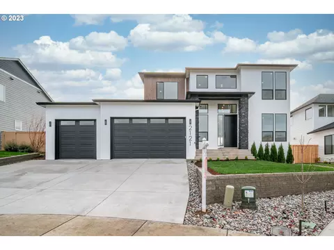 2121 S Wind River Cir, Ridgefield, WA 98642