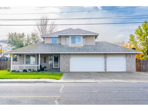 990 E Main St, Hermiston, OR 97838