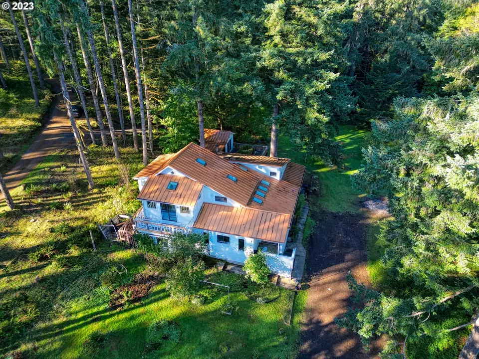 4490 Territorial Hwy, Cottage Grove, OR 97424 42 Photos Movoto